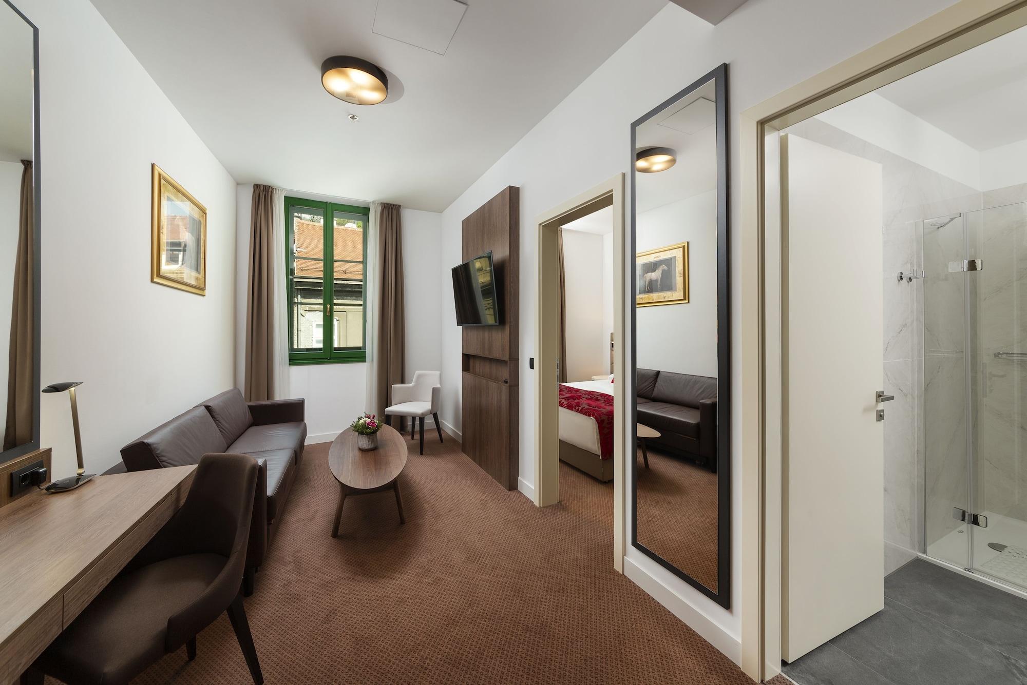 זאגרב Hotel Park 45 מראה חיצוני תמונה